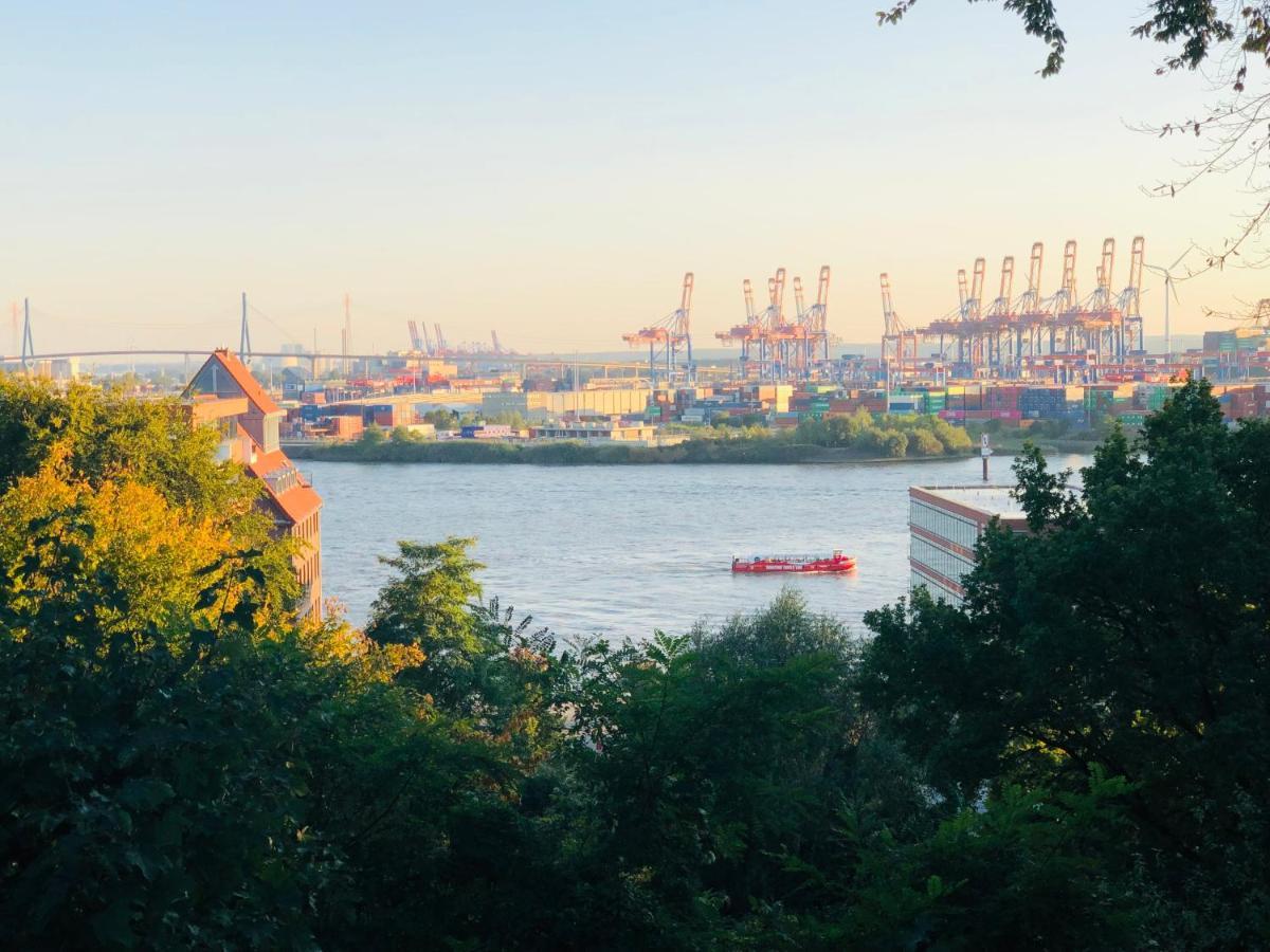 Bezaubernde Gastesuite Mit Terrasse Im Hinterhof Hamburg-Harburg Buitenkant foto